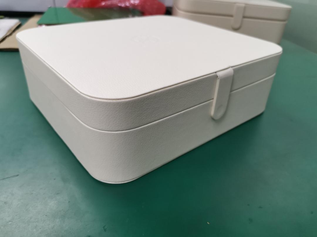 LED Ansiktsmaske & Hyaluronsyre Serum